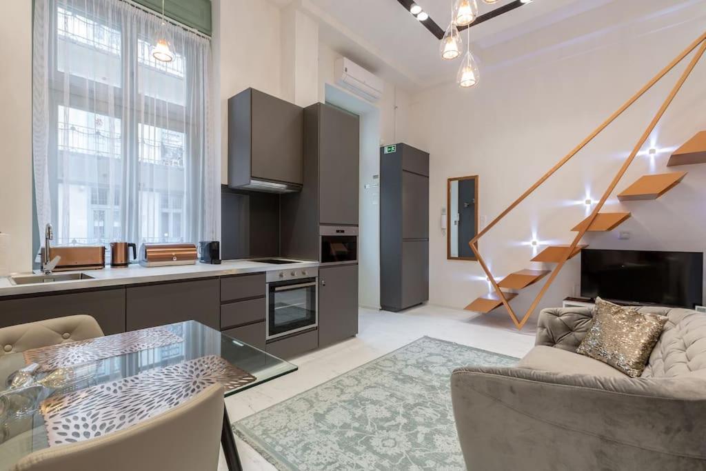 Appartamento Premium By Hi5-king Street's Luxury Budapest